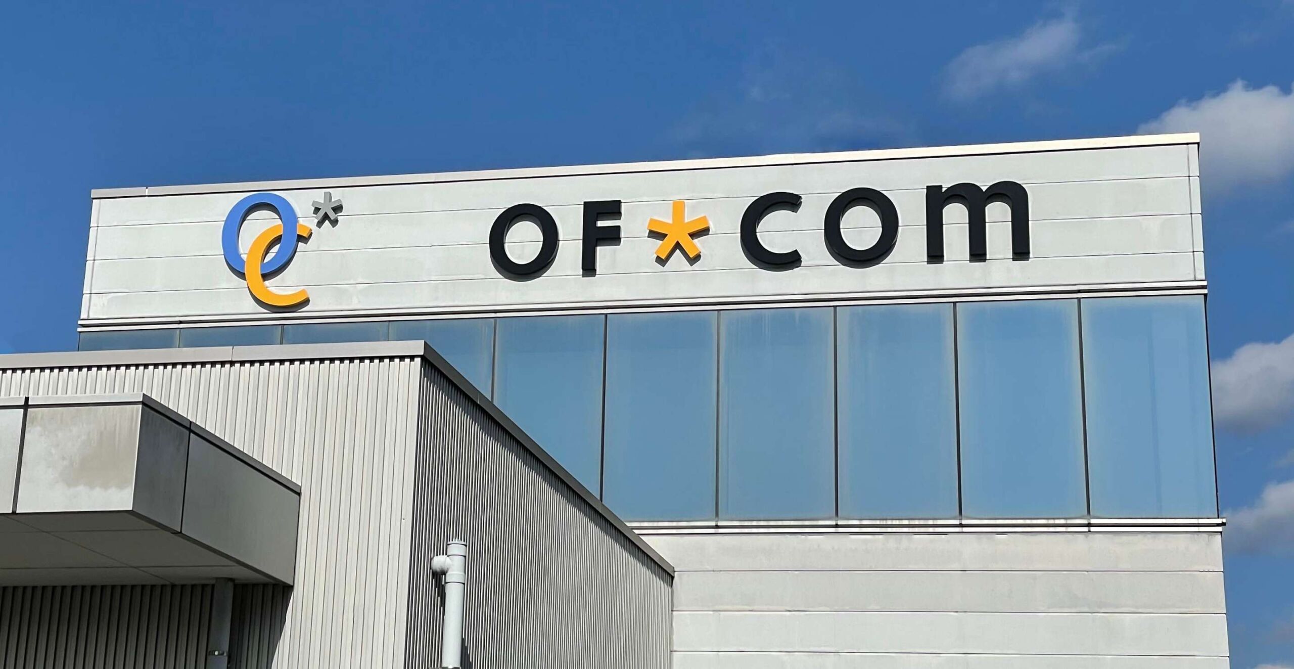 株式会社オフコム